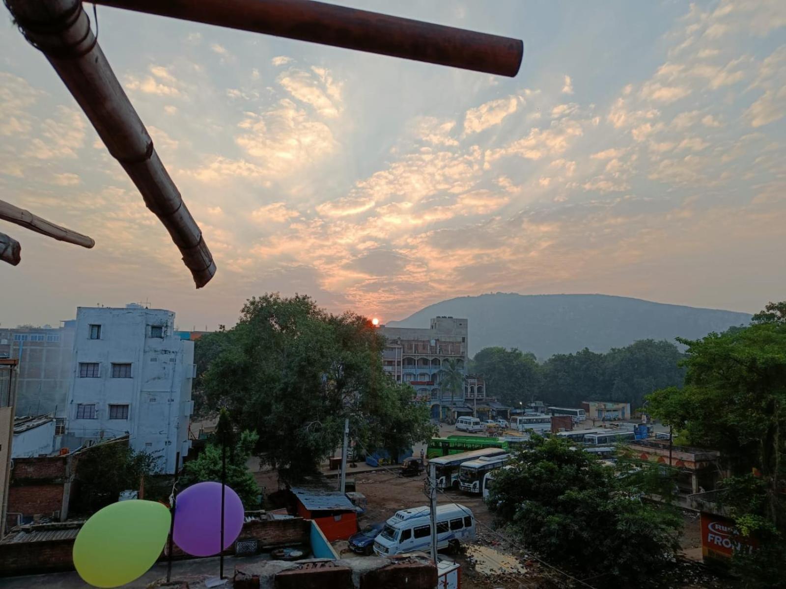 Hotel Devdoot ราจกี ห้อง รูปภาพ