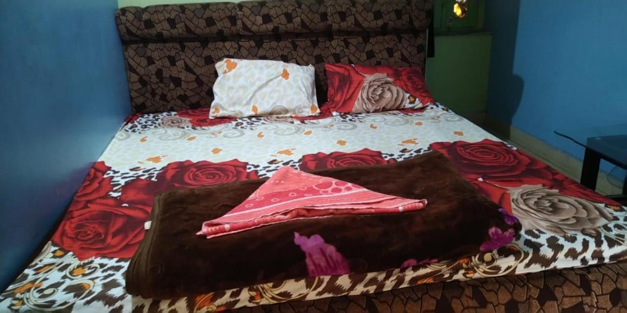 Hotel Devdoot ราจกี ภายนอก รูปภาพ
